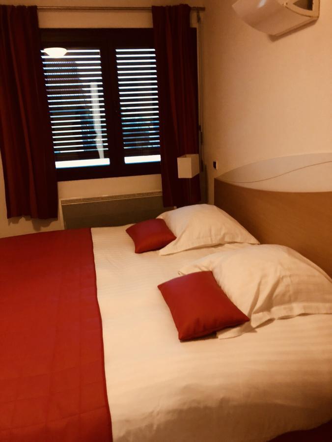 Hotel Le Champ Des Lys 3*